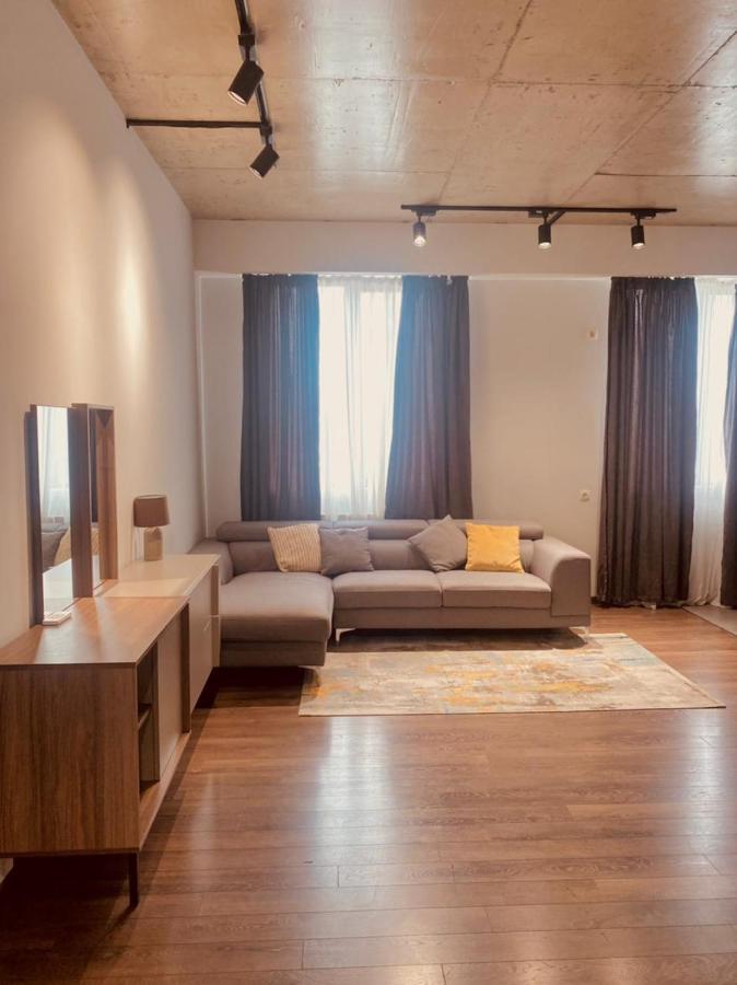 Apartment Sixteen Tbilisi Buitenkant foto