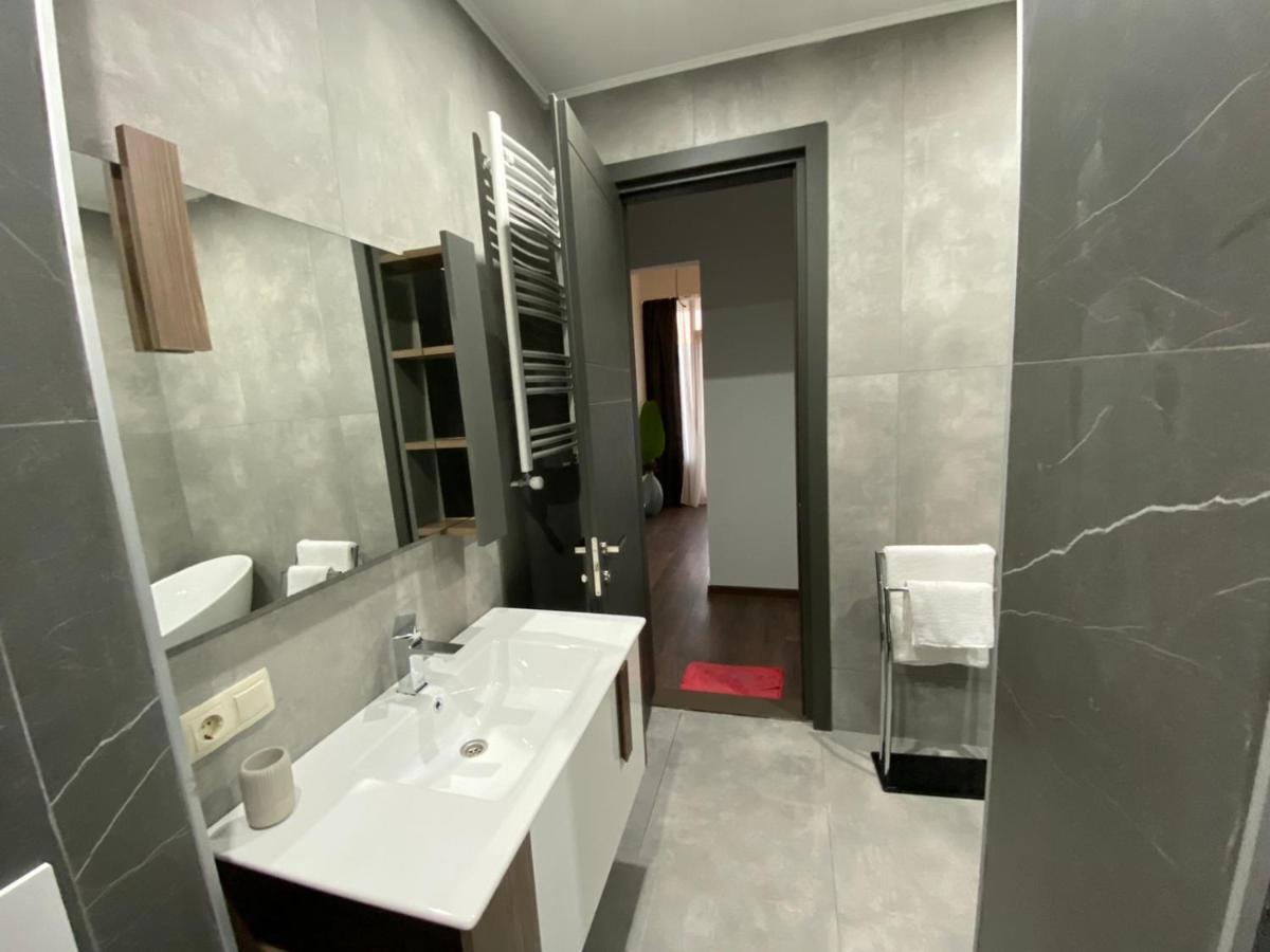 Apartment Sixteen Tbilisi Buitenkant foto