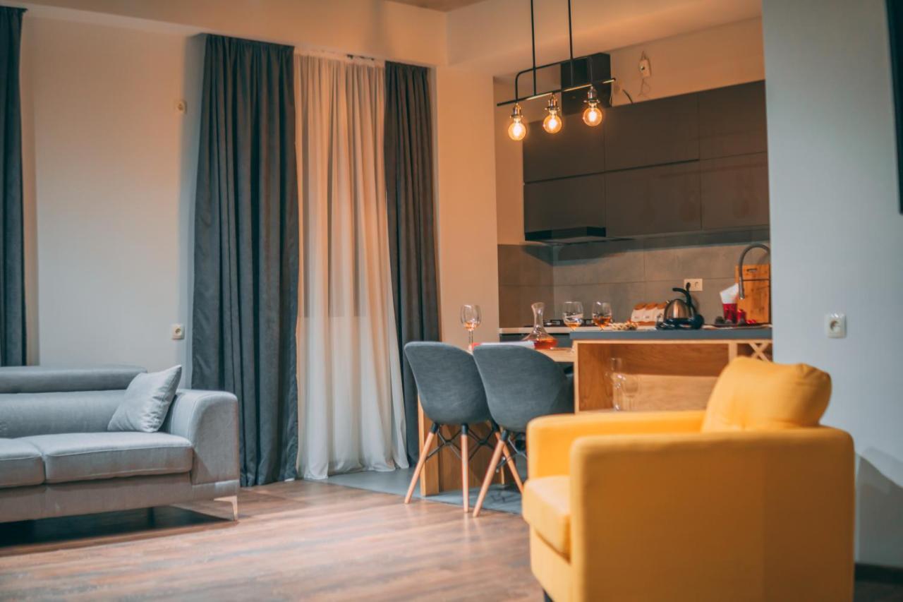 Apartment Sixteen Tbilisi Buitenkant foto