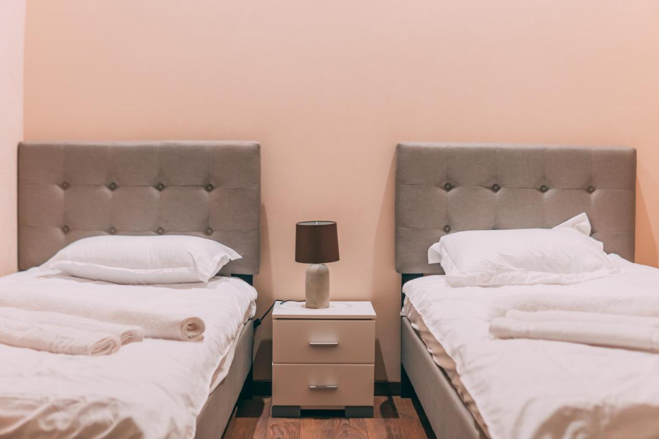 Apartment Sixteen Tbilisi Buitenkant foto